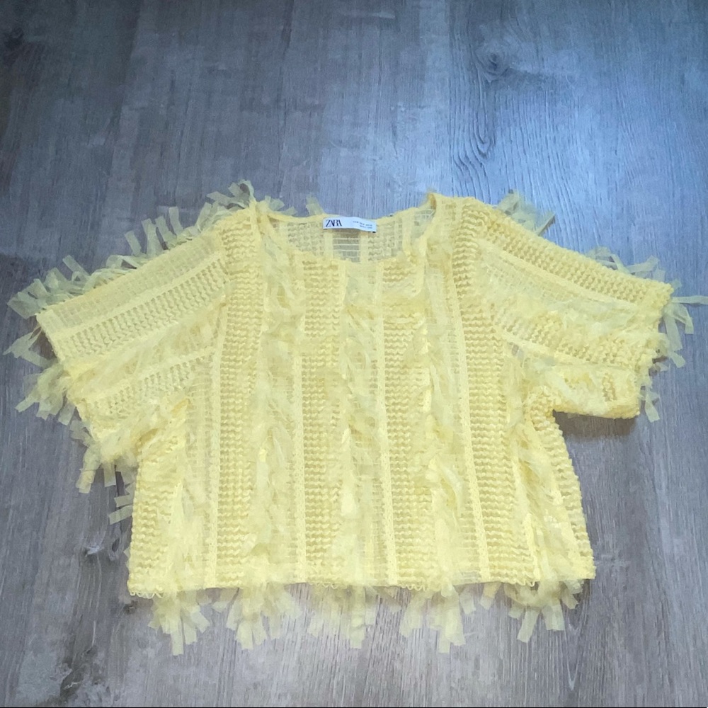 yellow zara crop top